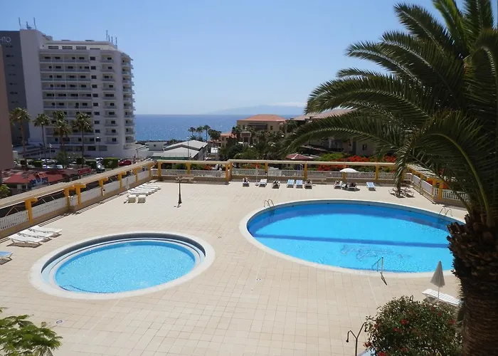 Copacabana Apartment *